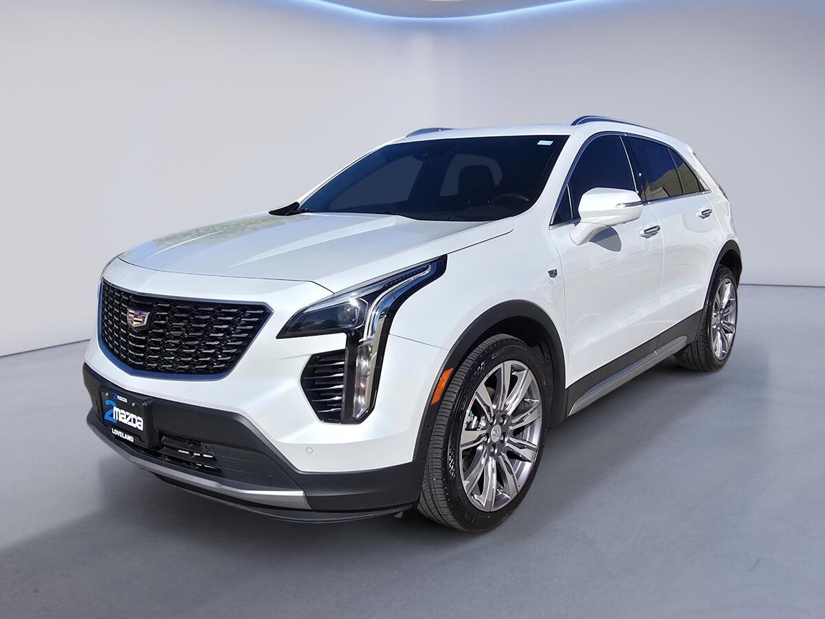 2022 Cadillac XT4 AWD Premium Luxury