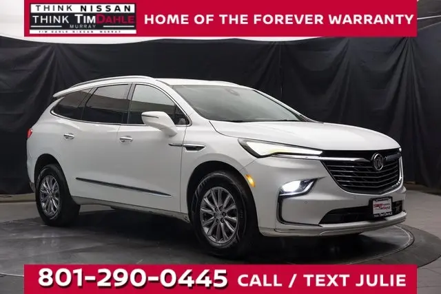 2022 Buick Enclave Essence's photo