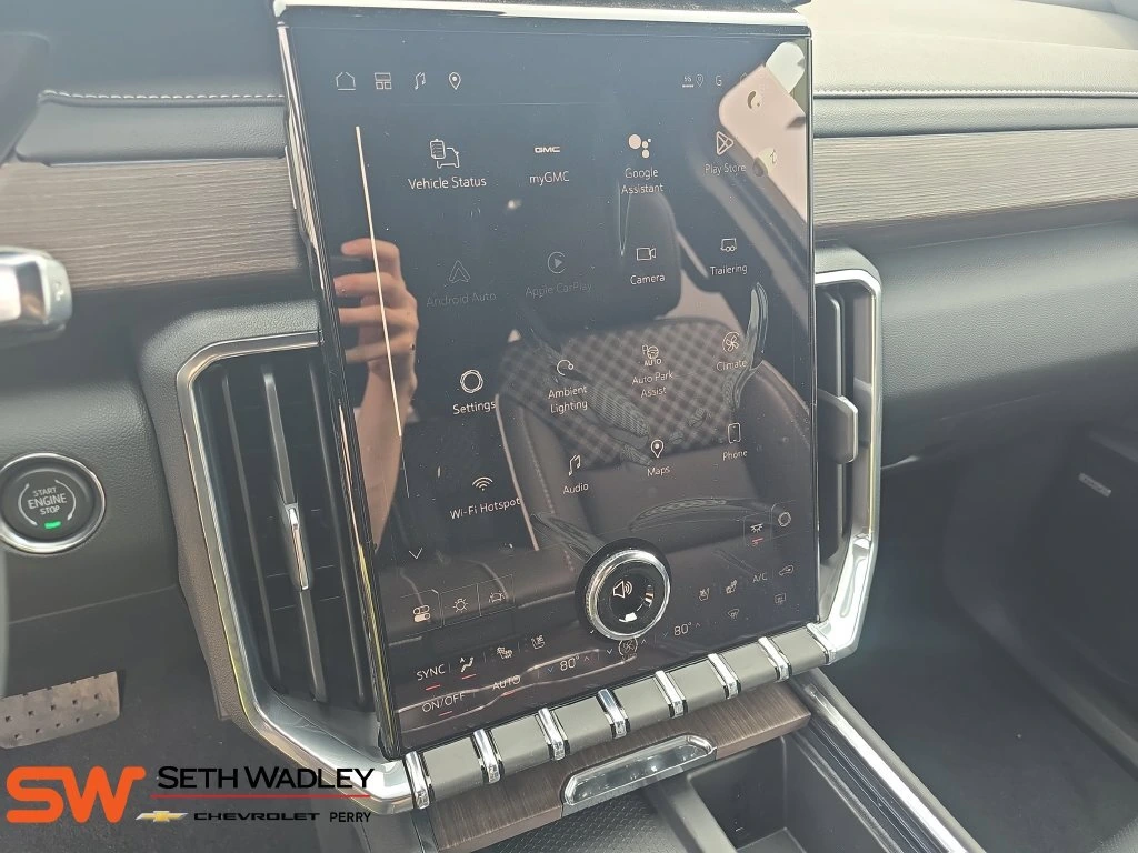 2026 GMC Acadia Denali - Photo 21