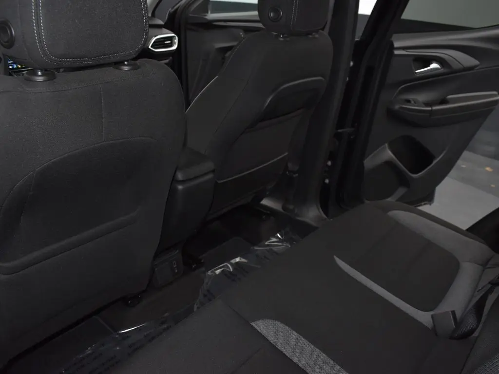 2023 Chevrolet Trailblazer LT photo 22