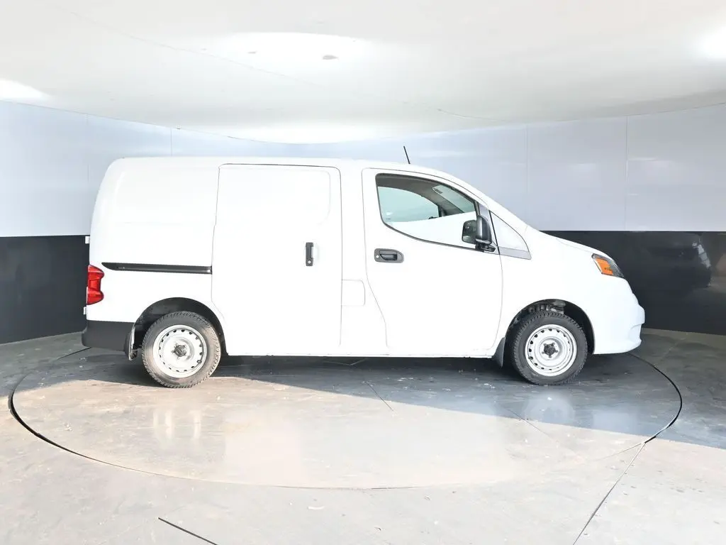 Used 2021 Nissan NV200 S with VIN 3N6CM0KN9MK690515 for sale in Elkhorn, WI