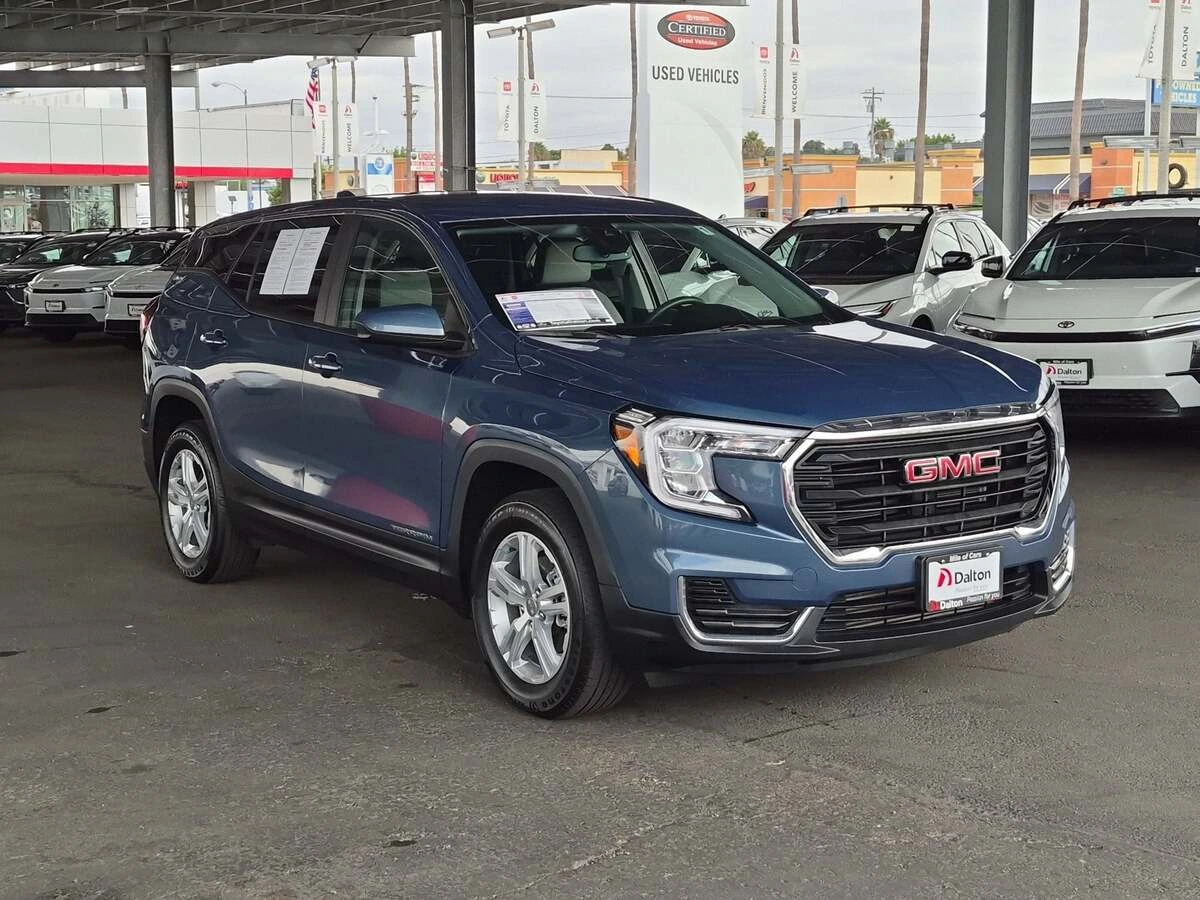 2024 GMC Terrain SLE