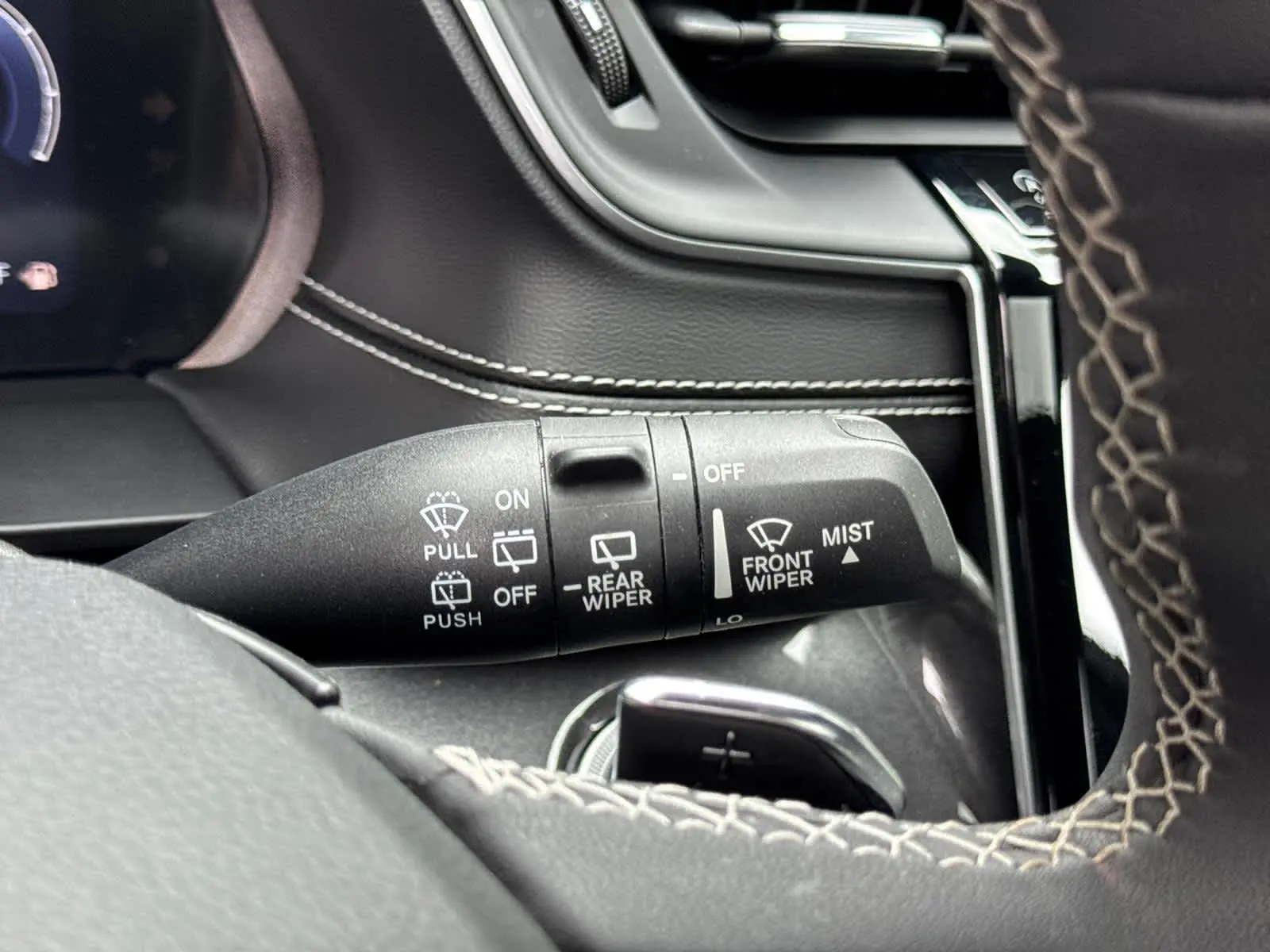 2023 Jeep Grand Cherokee Altitude photo 15