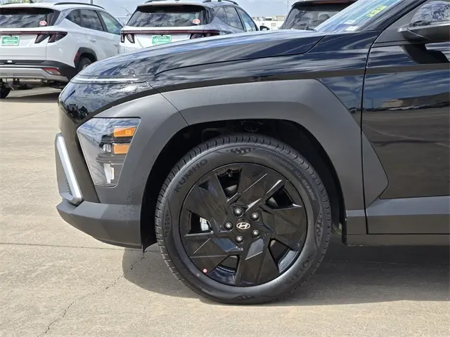 2026 Hyundai Kona SEL photo 8