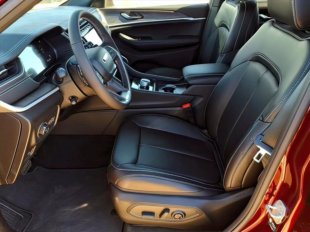 2025 Jeep Grand Cherokee L Limited - Photo 17