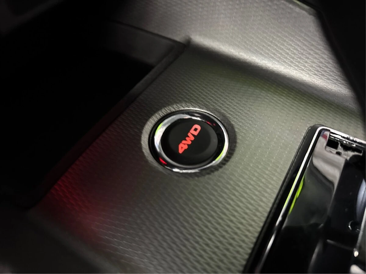2024 Mitsubishi Outlander Sport SE - Photo 25