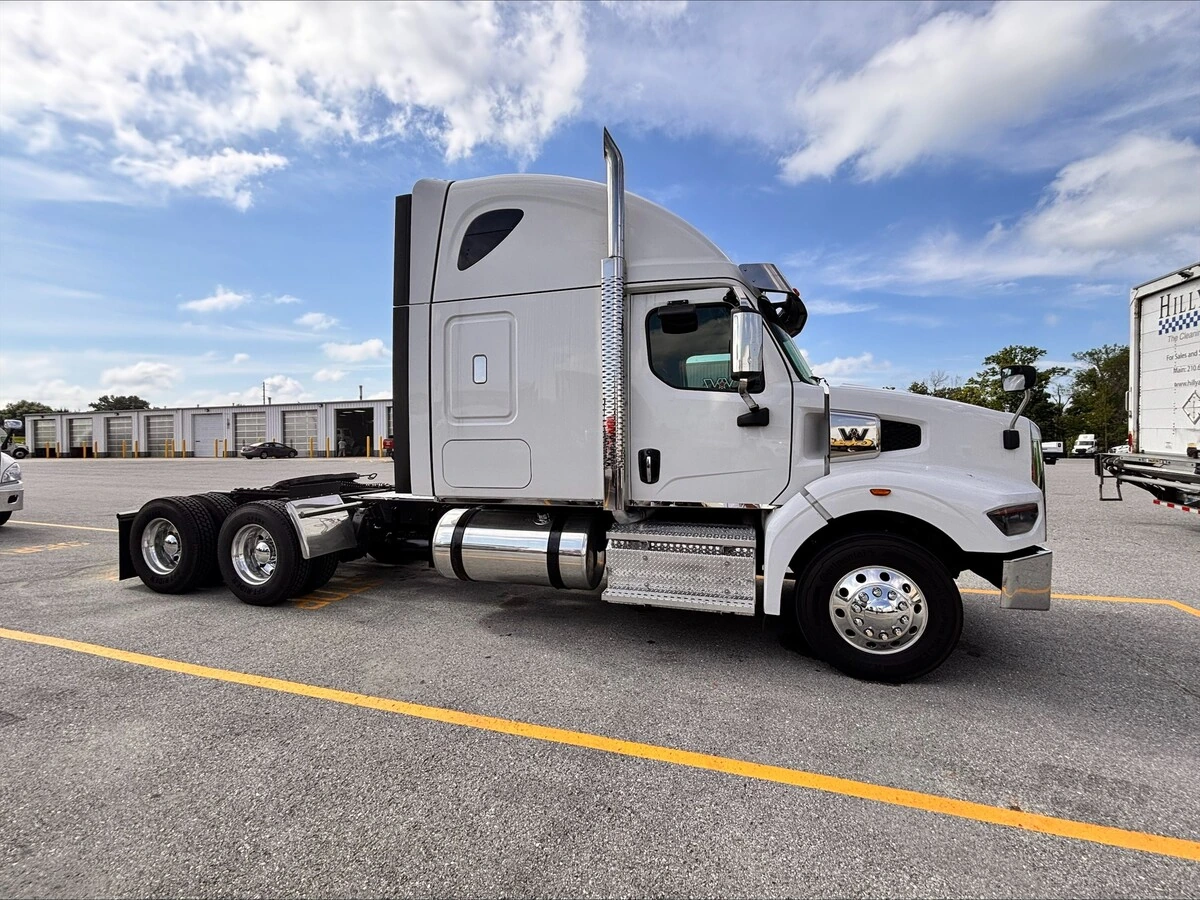 2022 Western Star 49X — photo 4