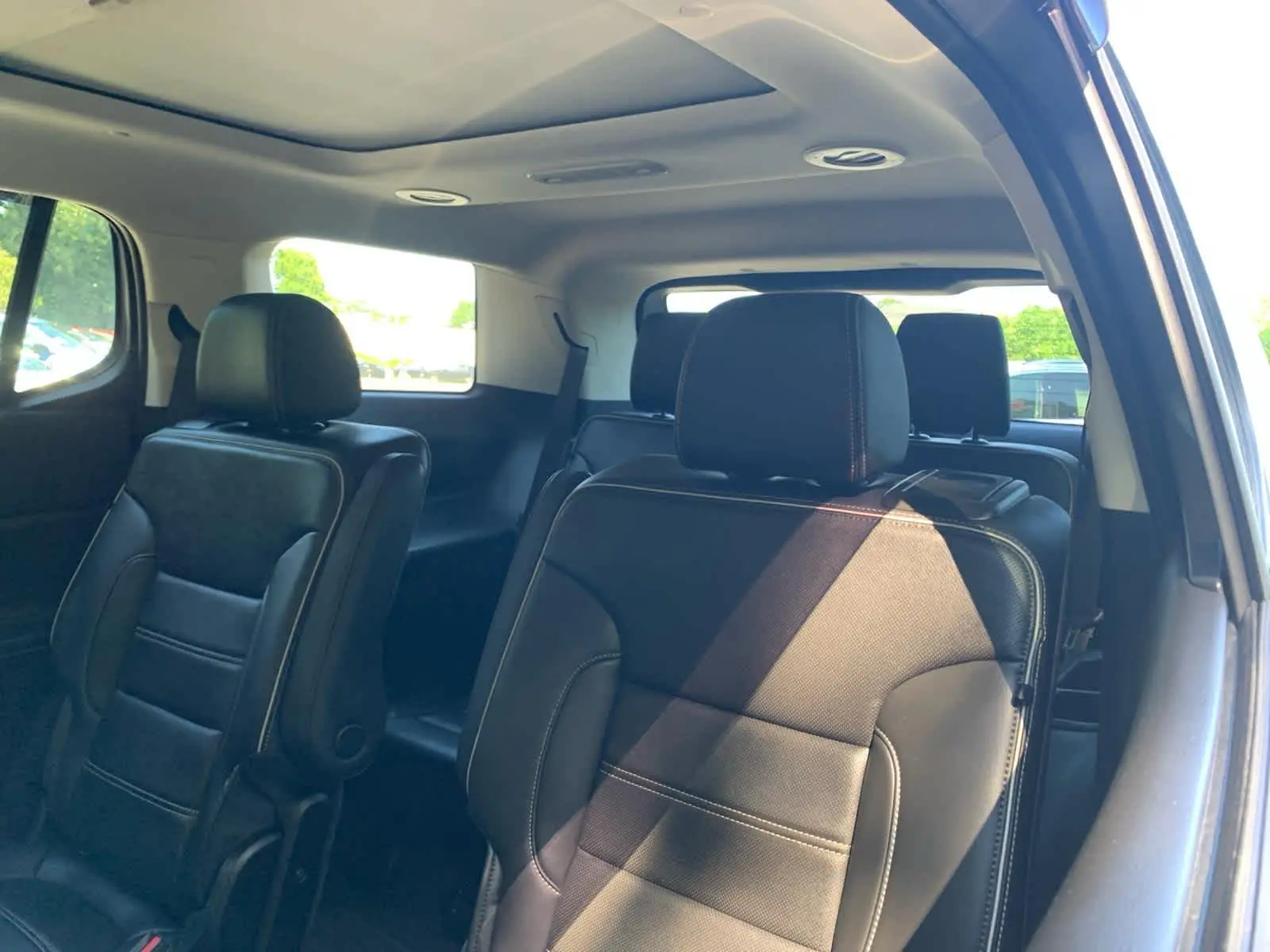 2023 Gmc Acadia Denali photo 30