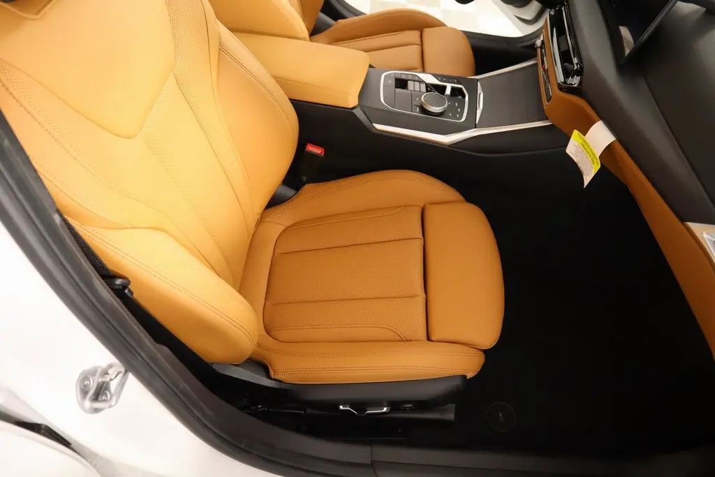 2025 Bmw 330i photo 13