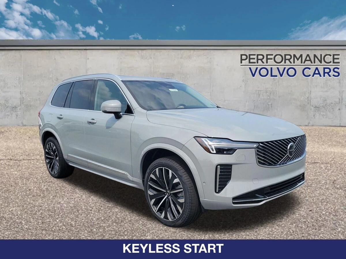 2026 Volvo XC90 Plus - Photo 8