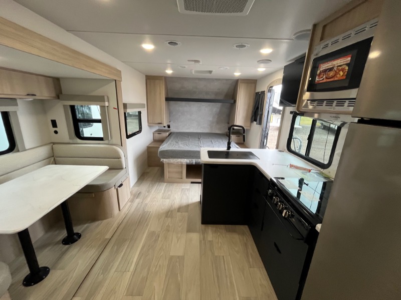 2024 Minnie/2326BH/2024 image-17