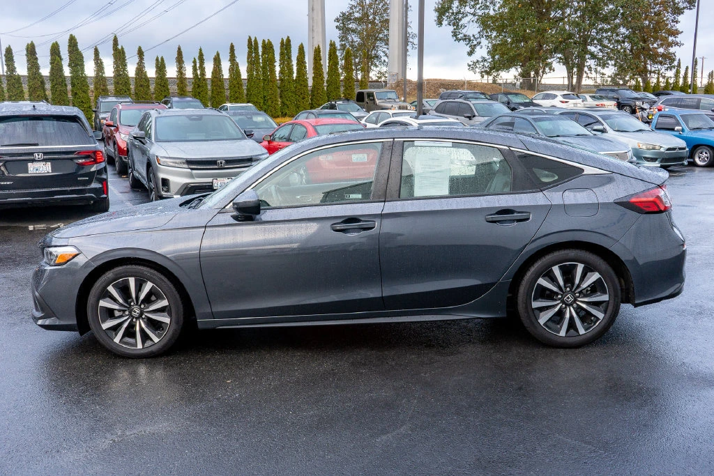 2024 Honda Civic Hatchback EX-L - Photo 8
