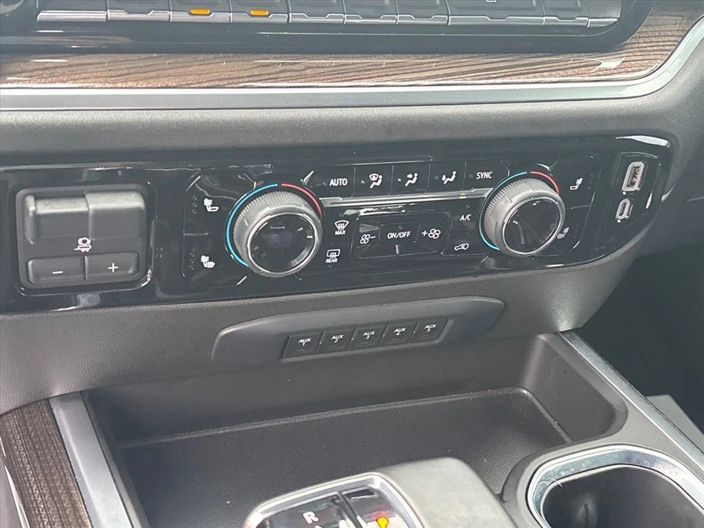 2024 Chevrolet Silverado 1500 RST - Photo 39