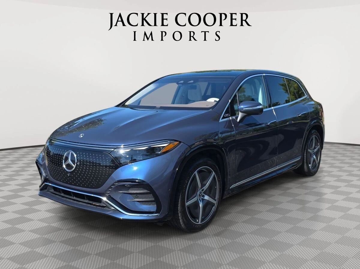 2023 Mercedes-Benz EQS SUV EQS 580 4MATIC's photo
