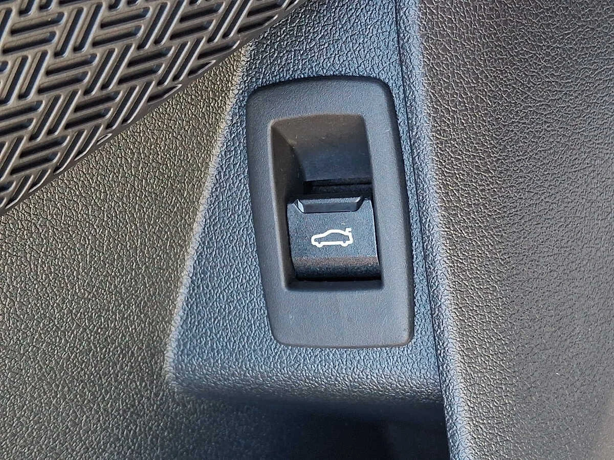 2026 BMW X1 28i - Photo 24