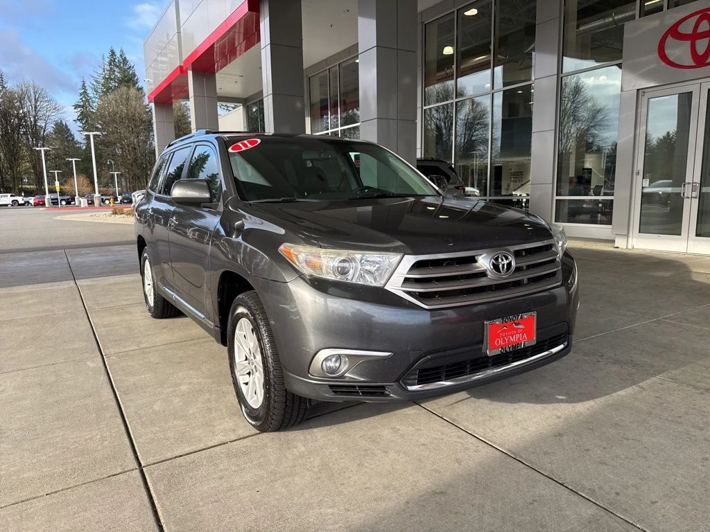 2011 Toyota Highlander SE