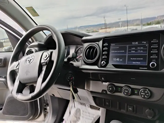 2020 Toyota Tacoma SR5 photo 11