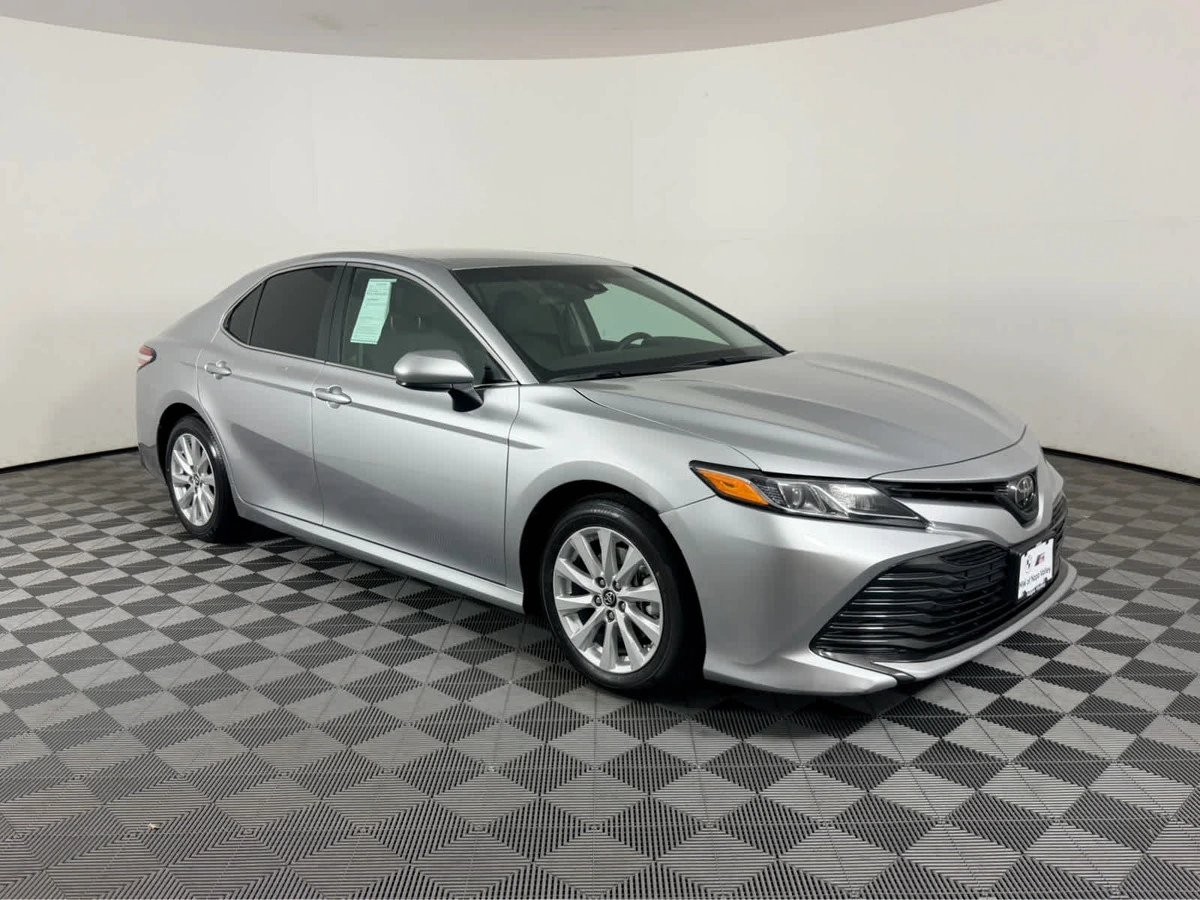 2018 Toyota Camry LE