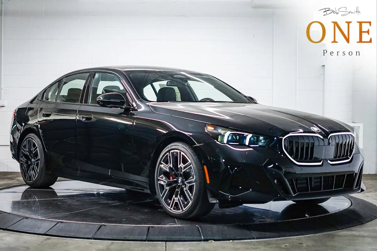 2026 BMW 5 Series 530i's photo