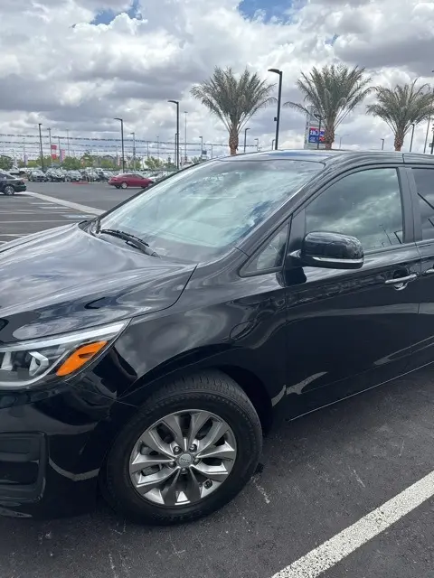 Used 2020 Kia Sedona L with VIN KNDMA5C16L6643129 for sale in Las Vegas, NV