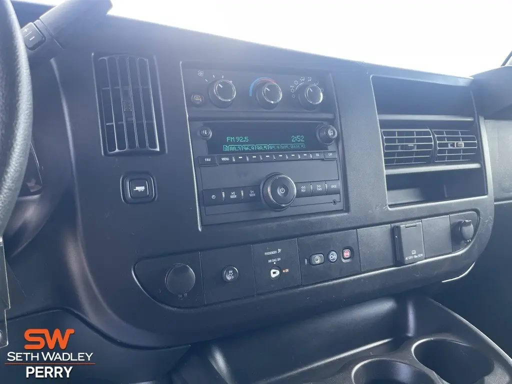 2024 Gmc Savana 2500 Cargo photo 18