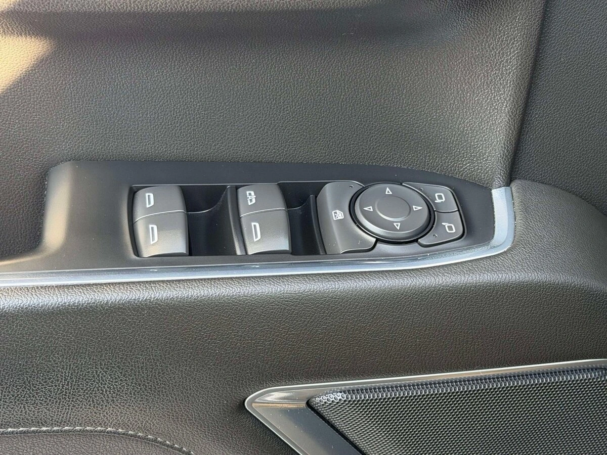 2022 Chevrolet Silverado 1500 RST - Photo 19