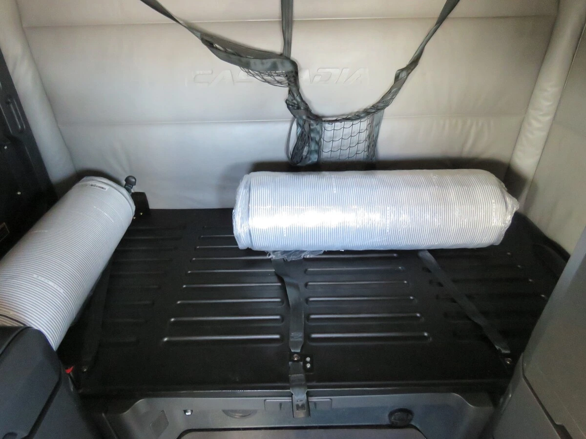 2022 Freightliner Cascadia - image 18