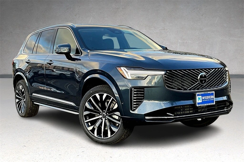 2026 Volvo - image 2