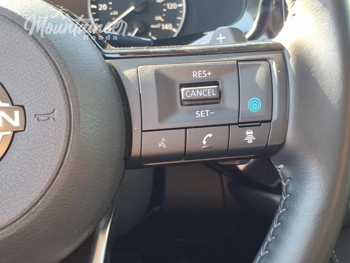 2025 Nissan Pathfinder SL - Photo 34