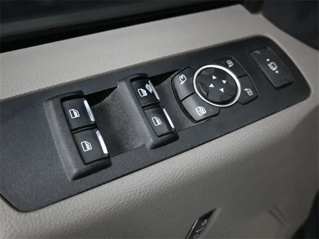 2022 Ford F-250 photo 9