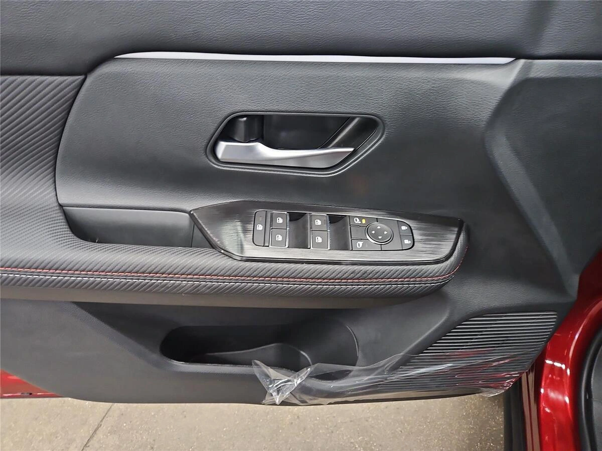 2026 Nissan KICKS SR AWD - Photo 7