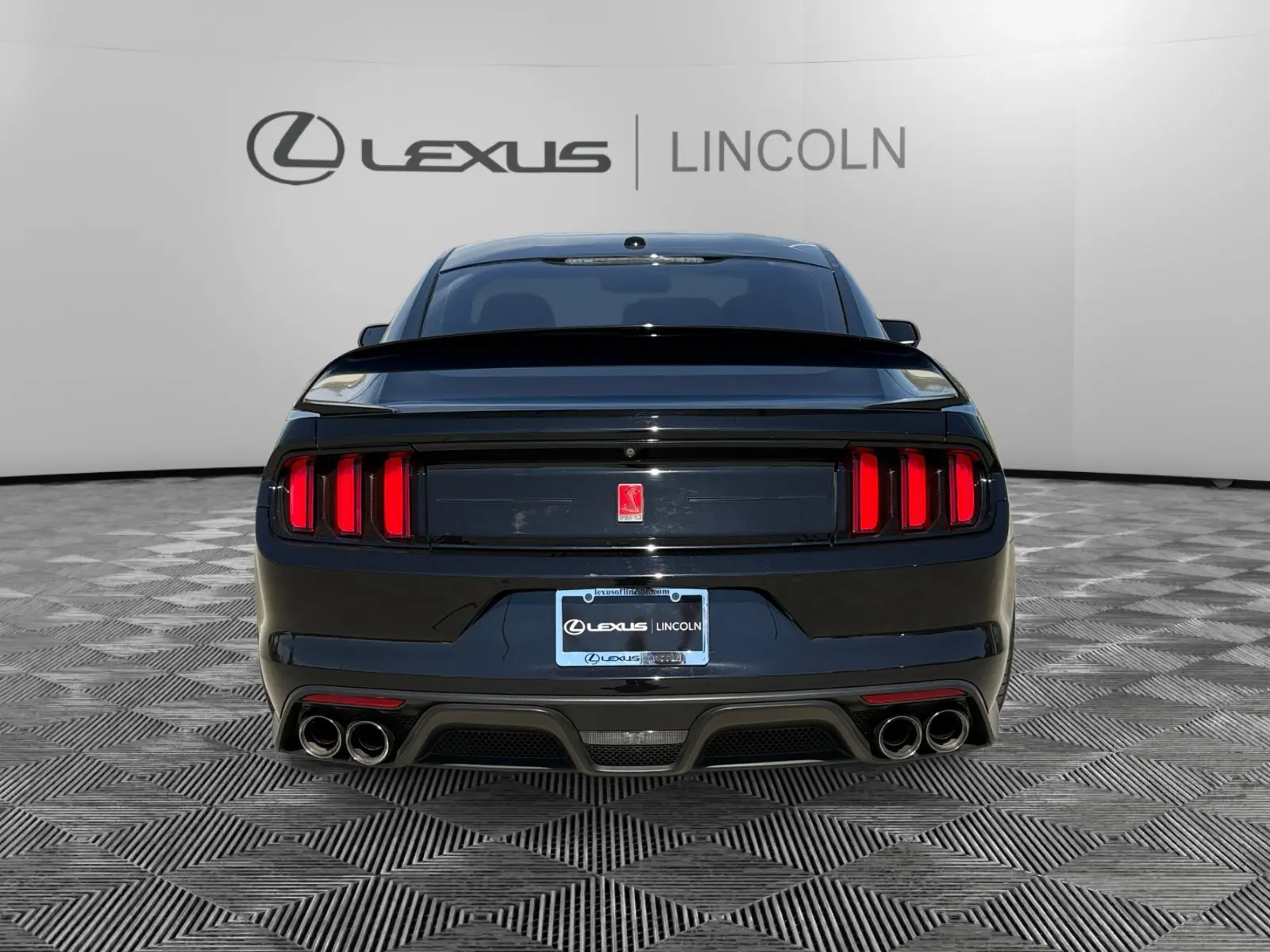 2019 Ford Mustang Shelby GT350R photo 4