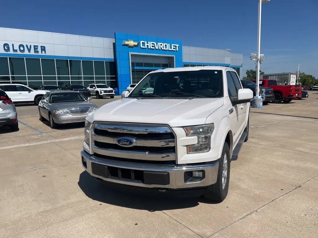 2016 Ford F-150 Lariat photo 2