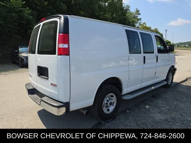 2023 Gmc Savana 2500 Cargo photo 4