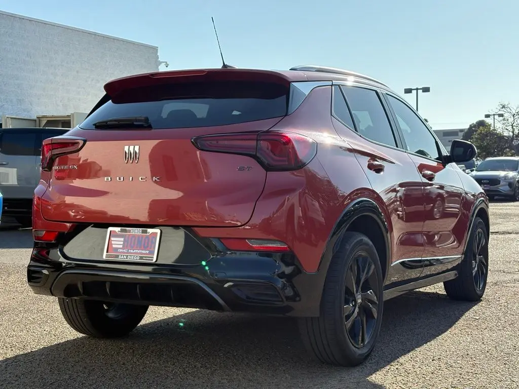 2024 Buick Encore GX Sport Touring photo 2