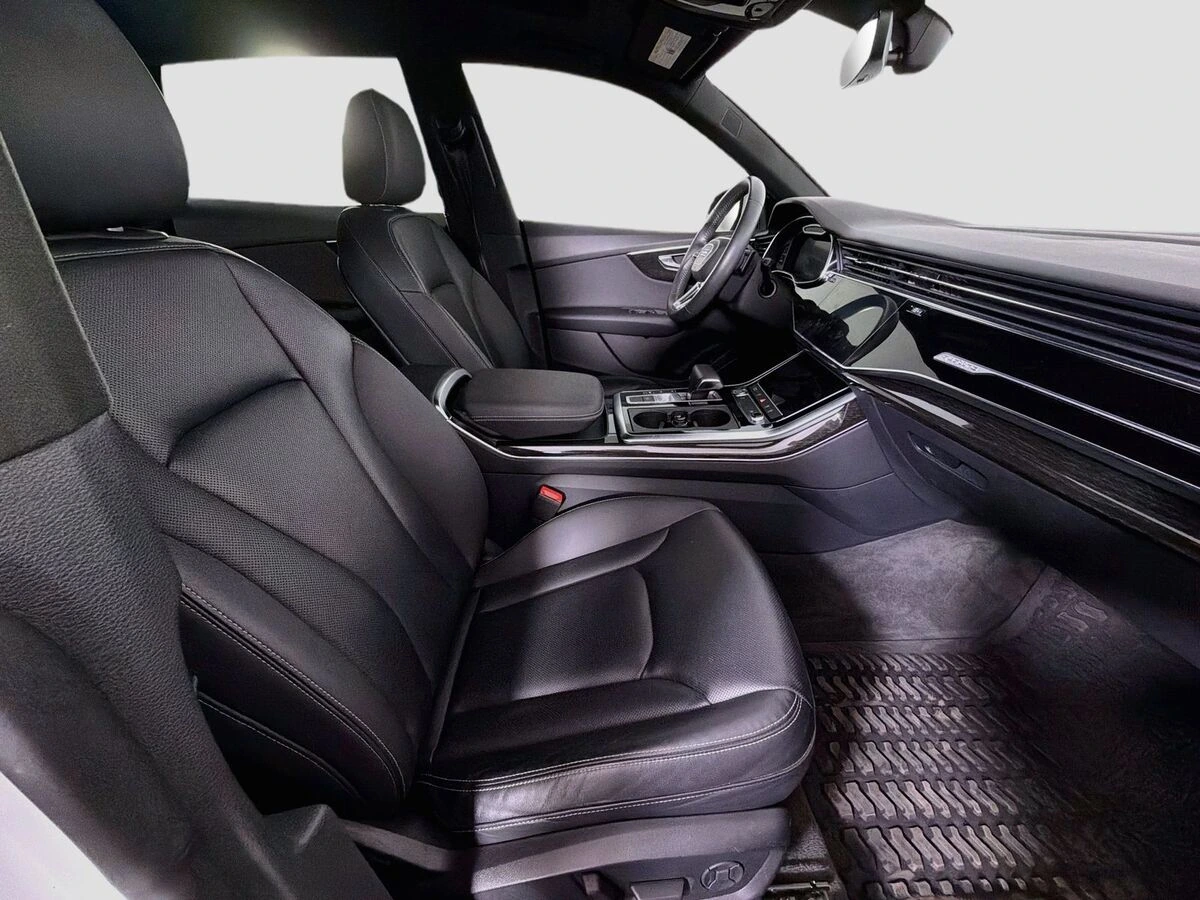 2019 Audi Q8 Premium Plus - Photo 31