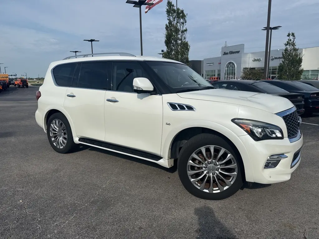 2016 Infiniti QX80 Base photo 4