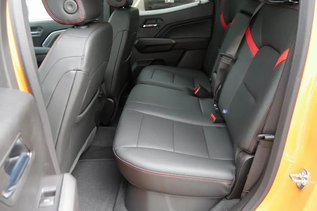 2026 Chevrolet Colorado Z71 photo 26