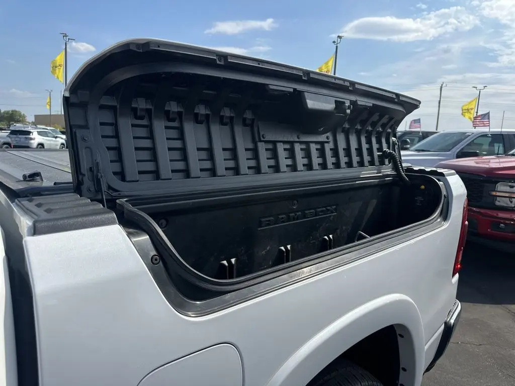 2021 Ram 1500 Limited photo 12
