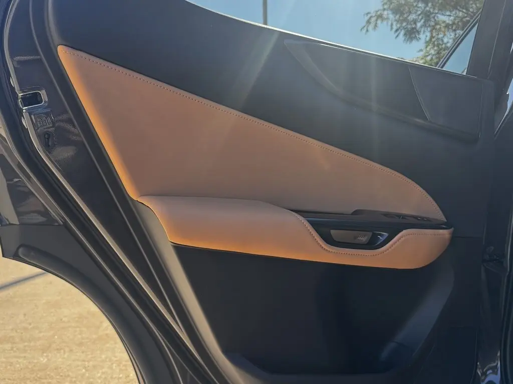 2026 Lexus NX 350 photo 8