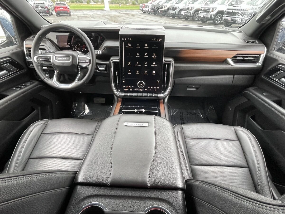 2025 GMC Yukon XL Denali - Photo 34