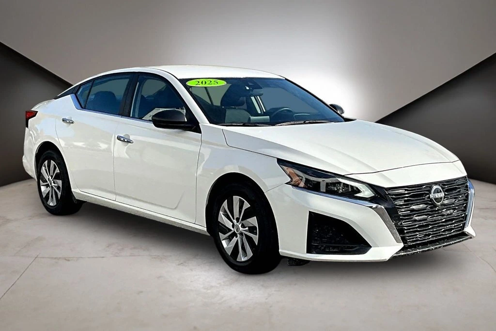 2025 Nissan Altima S