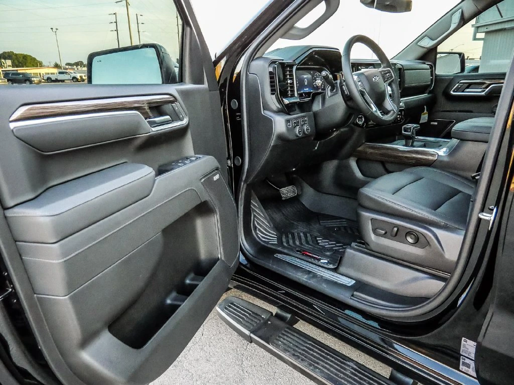 2026 Chevrolet Silverado 1500 RST - Photo 31