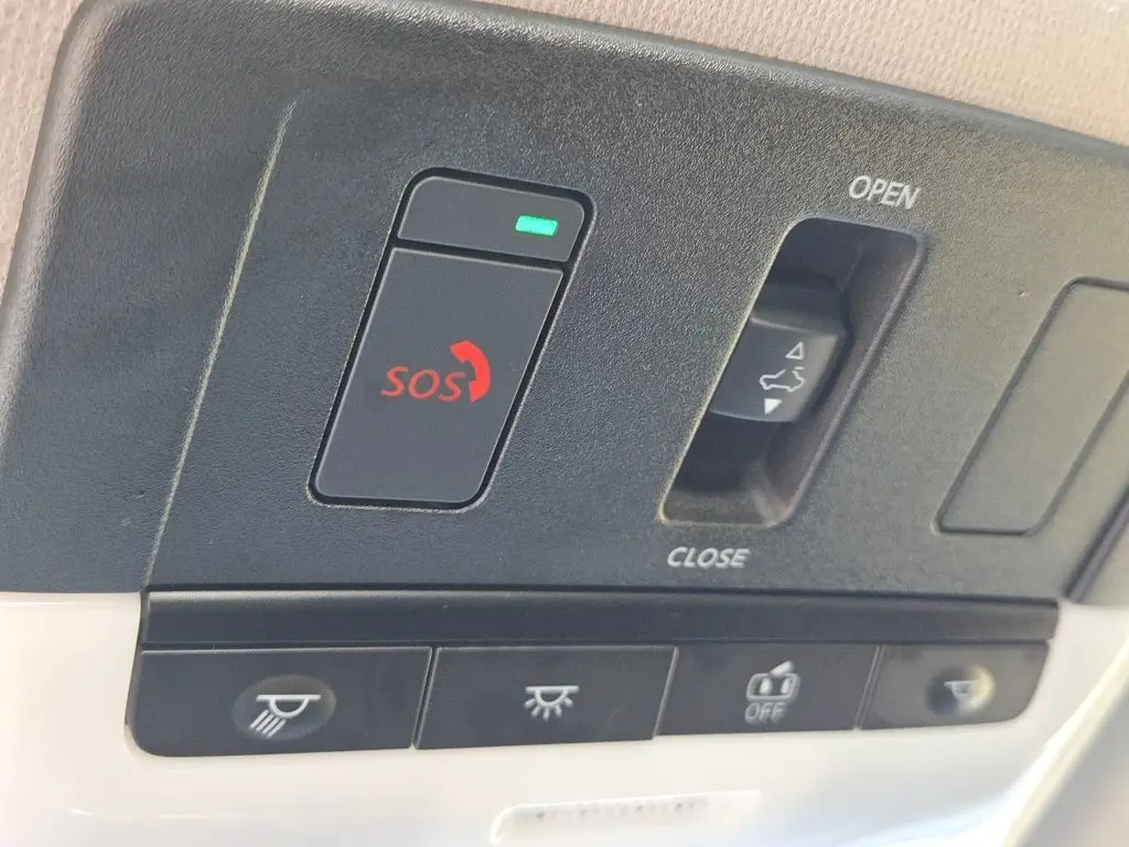 2024 Nissan Sentra SR photo 15