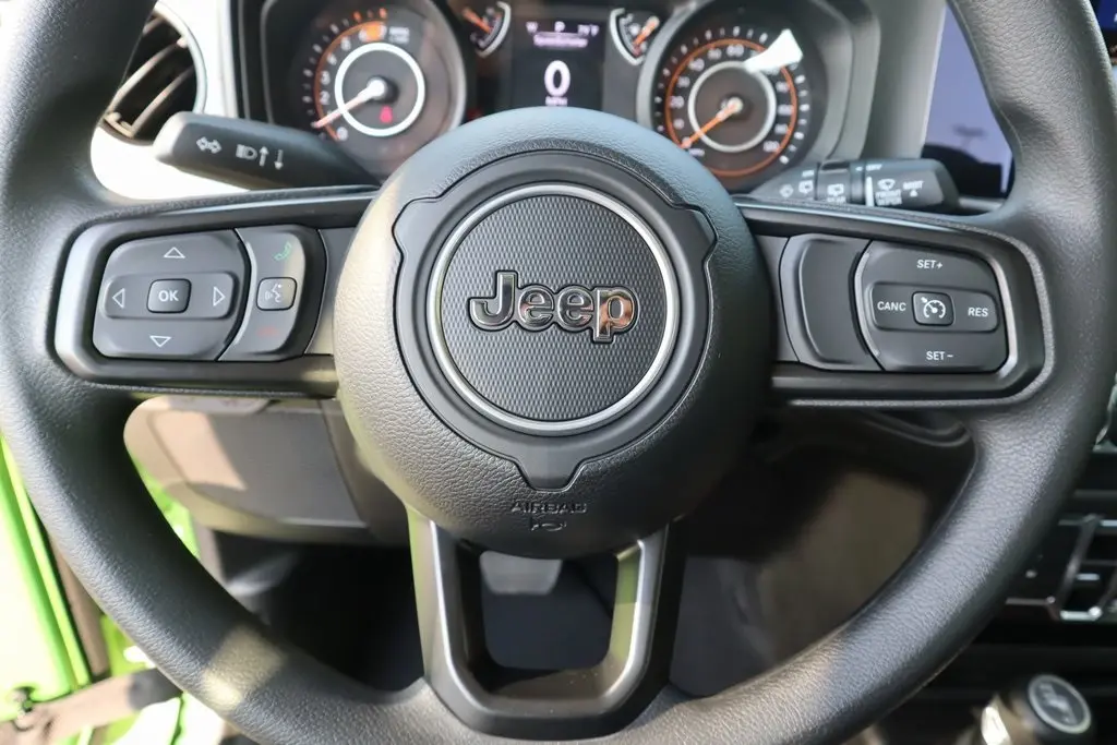 2025 Jeep Wrangler Sport photo 3