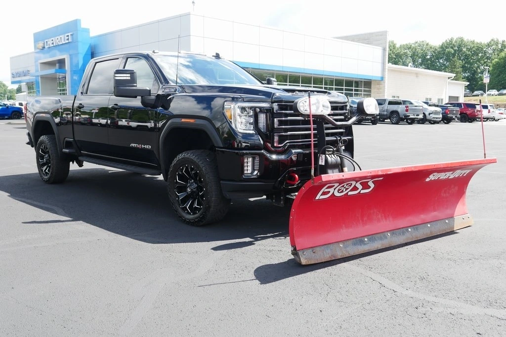 Used 2023 GMC Sierra 3500HD AT4 with VIN 1GT49VE70PF246550 for sale in Atwater, OH