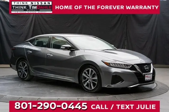 2023 Nissan Maxima SV's photo