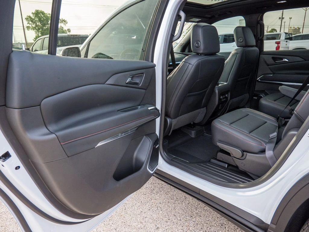 2026 Chevrolet Traverse Z71 - Photo 29
