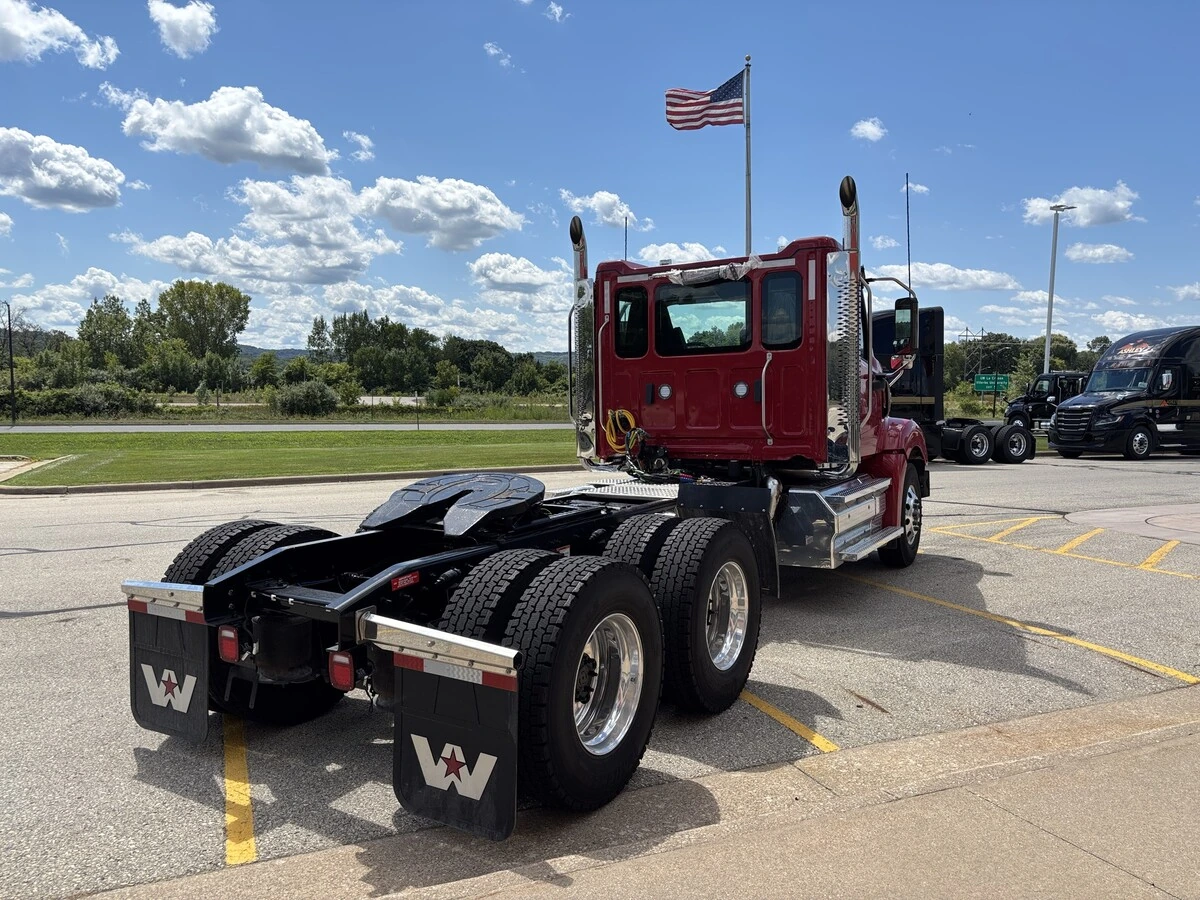 2027 Western Star 49X — photo 5
