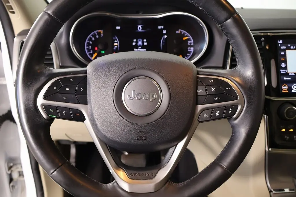 2020 Jeep Grand Cherokee Limited photo 3